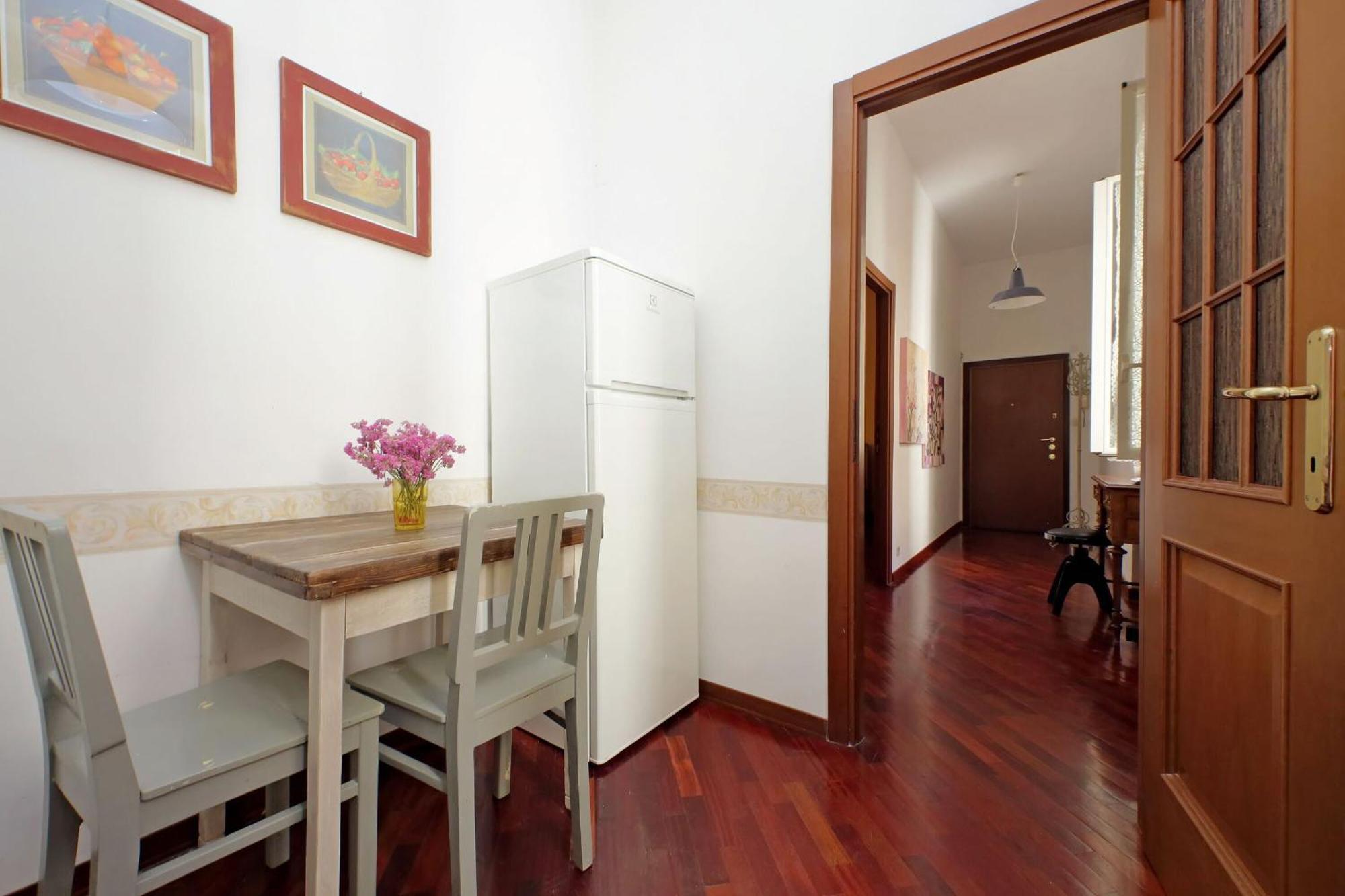 1 Bd With Balcony San Giovanni By Halldis Roma Exterior foto