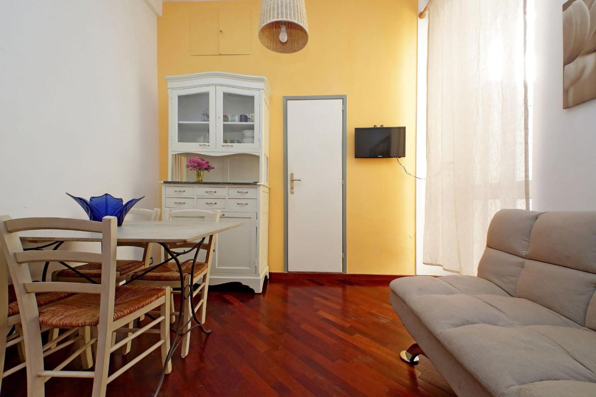 1 Bd With Balcony San Giovanni By Halldis Roma Exterior foto