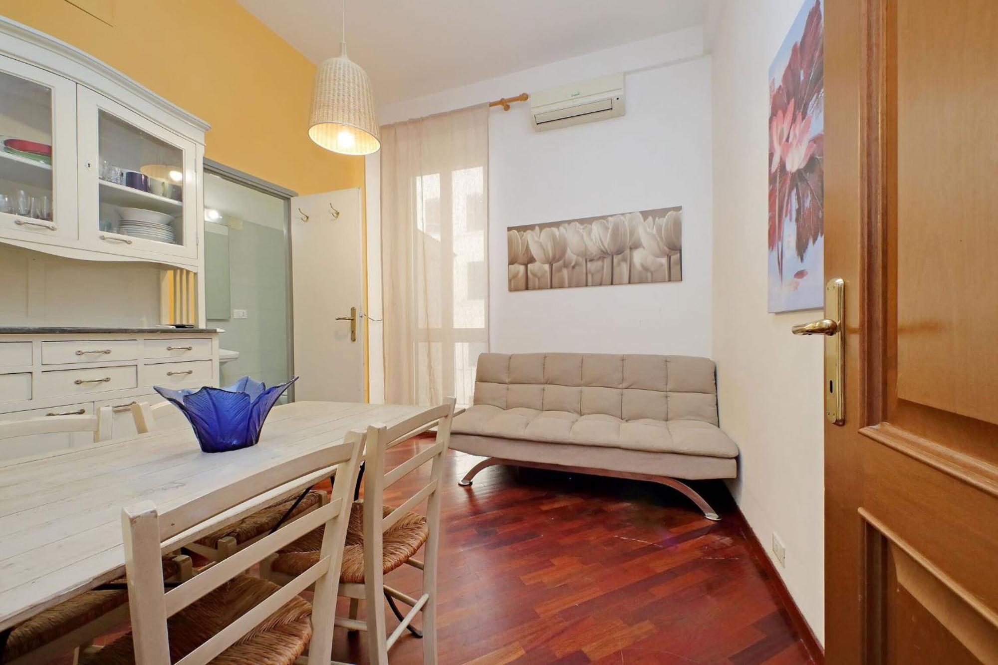 1 Bd With Balcony San Giovanni By Halldis Roma Exterior foto